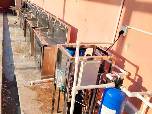 商用反滲透凈水設(shè)備配直飲