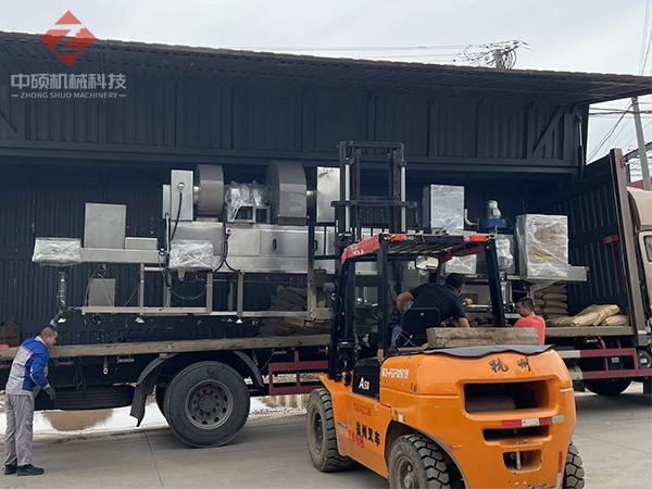 電子周轉盤清洗烘干疊盤一體機發(fā)貨實拍